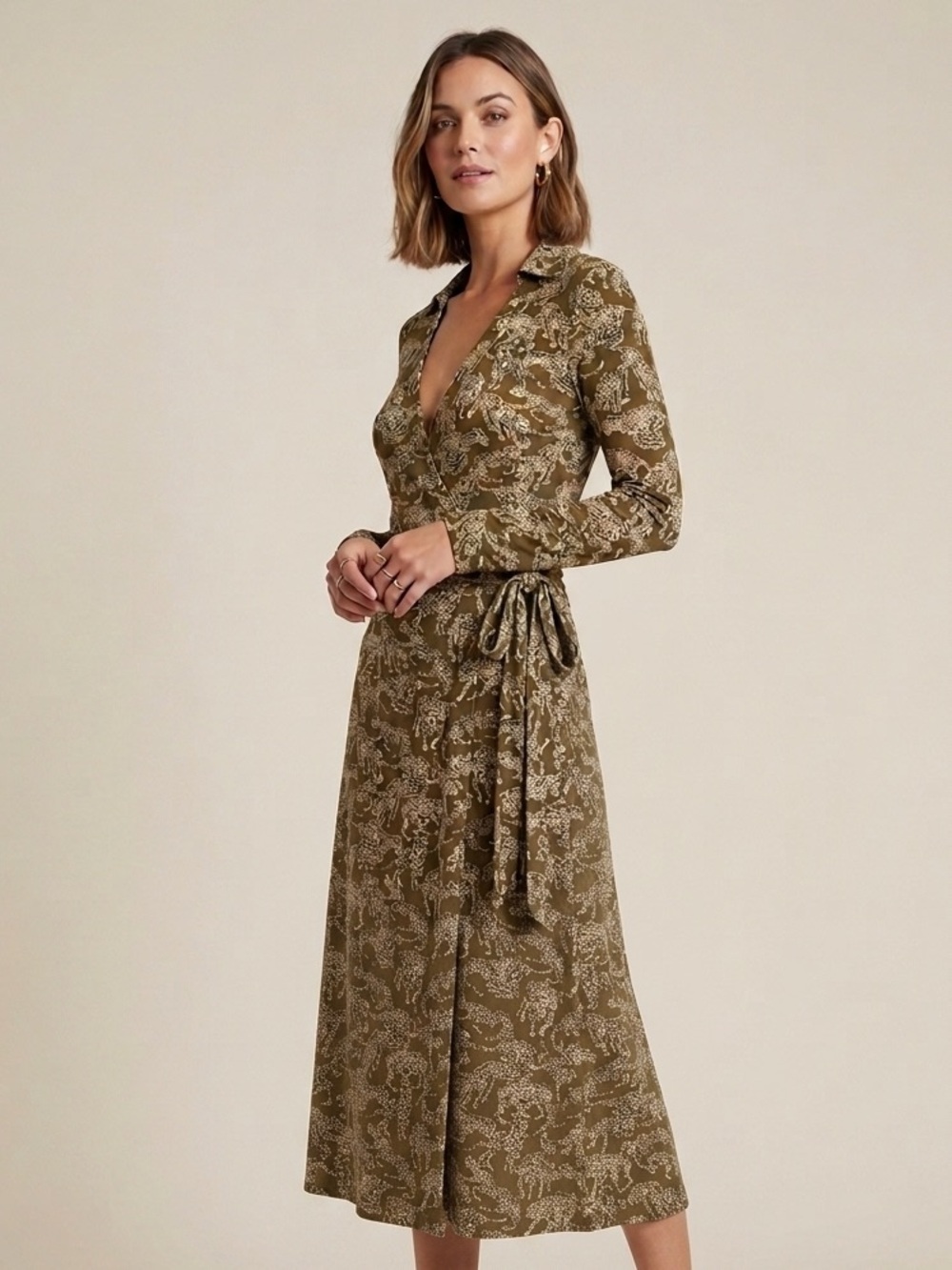 & Other Stories Sz 6 Cheetah Whimsical Novelty Print Long Sleeve Wrap Midi Dress